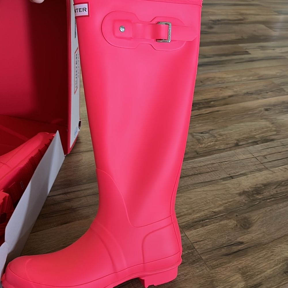 Pink Hunter Boots size 10 never worn